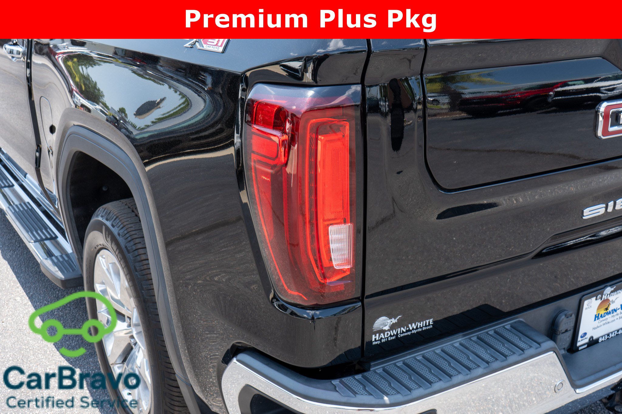 Used 2021 GMC Sierra 1500 SLT w/ SLT Premium Plus Package AWD/4WD image 10