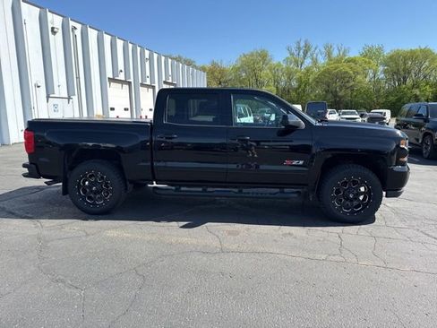 Used 2017 Chevrolet Silverado 1500 LT w/ Rally 2 Edition AWD/4WD image 11