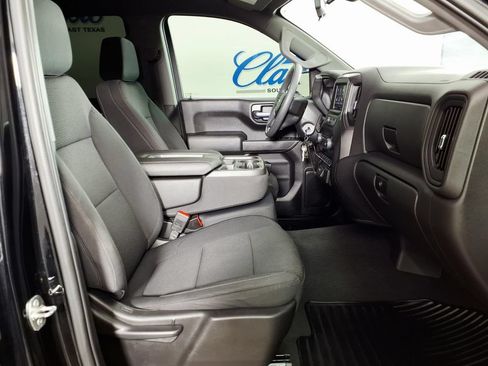 Used 2021 Chevrolet Silverado 1500 Custom AWD/4WD image 13