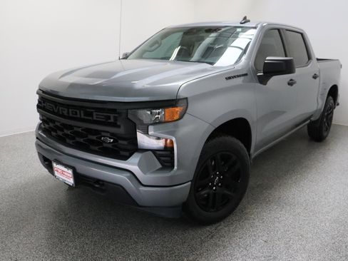 Used 2023 Chevrolet Silverado 1500 Custom w/ LPO, Dark Essentials Package RWD image 2