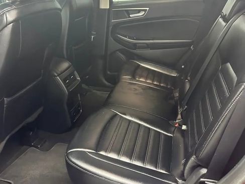 Used 2019 Ford Edge SEL w/ Equipment Group 201A image 11