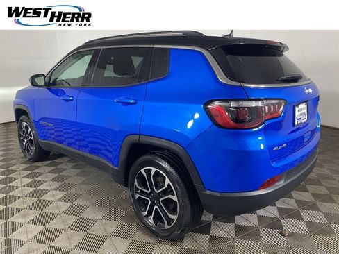 Used 2022 Jeep Compass Limited AWD/4WD image 27