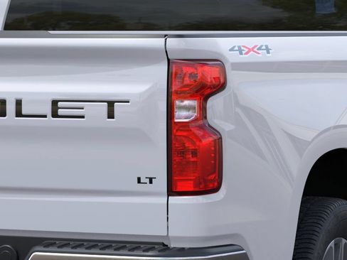 New 2026 Chevrolet Silverado 1500 LT w/ LPO, Dark Essentials Package AWD/4WD image 11