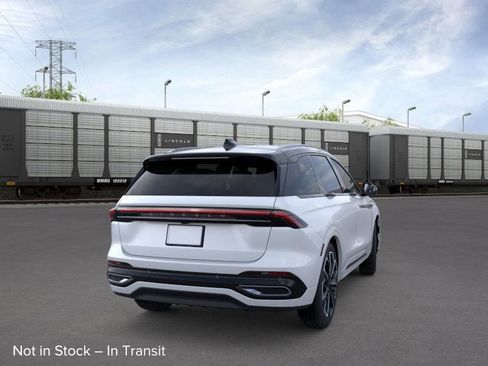 New 2026 Lincoln Nautilus Reserve image 45