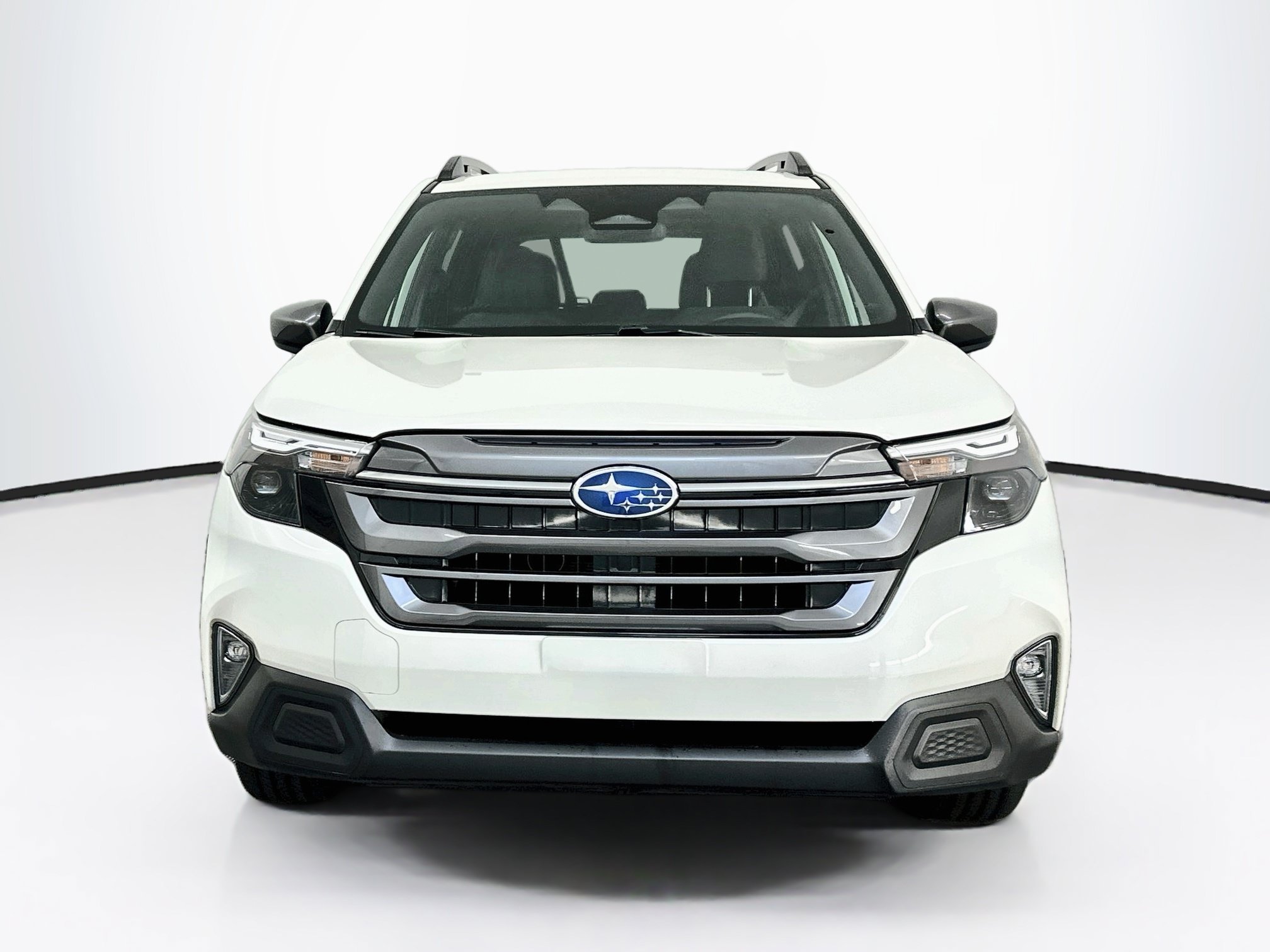 Used 2025 Subaru Forester Premium AWD/4WD image 2