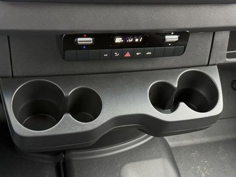 New 2025 Mercedes-Benz Sprinter 2500 image 25