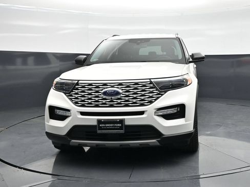 Certified 2021 Ford Explorer XLT w/ Equipment Group 202A RWD image 21