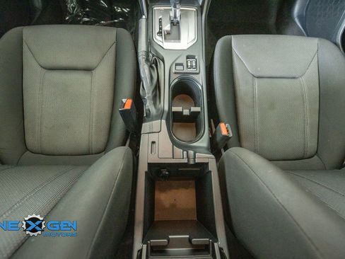 Used 2023 Subaru Impreza 2.0i Premium AWD/4WD image 31