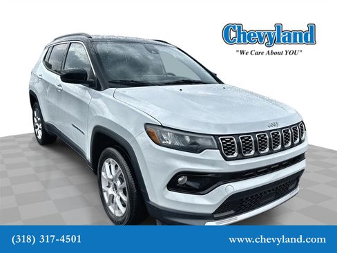 Used 2025 Jeep Compass Limited AWD/4WD image 1