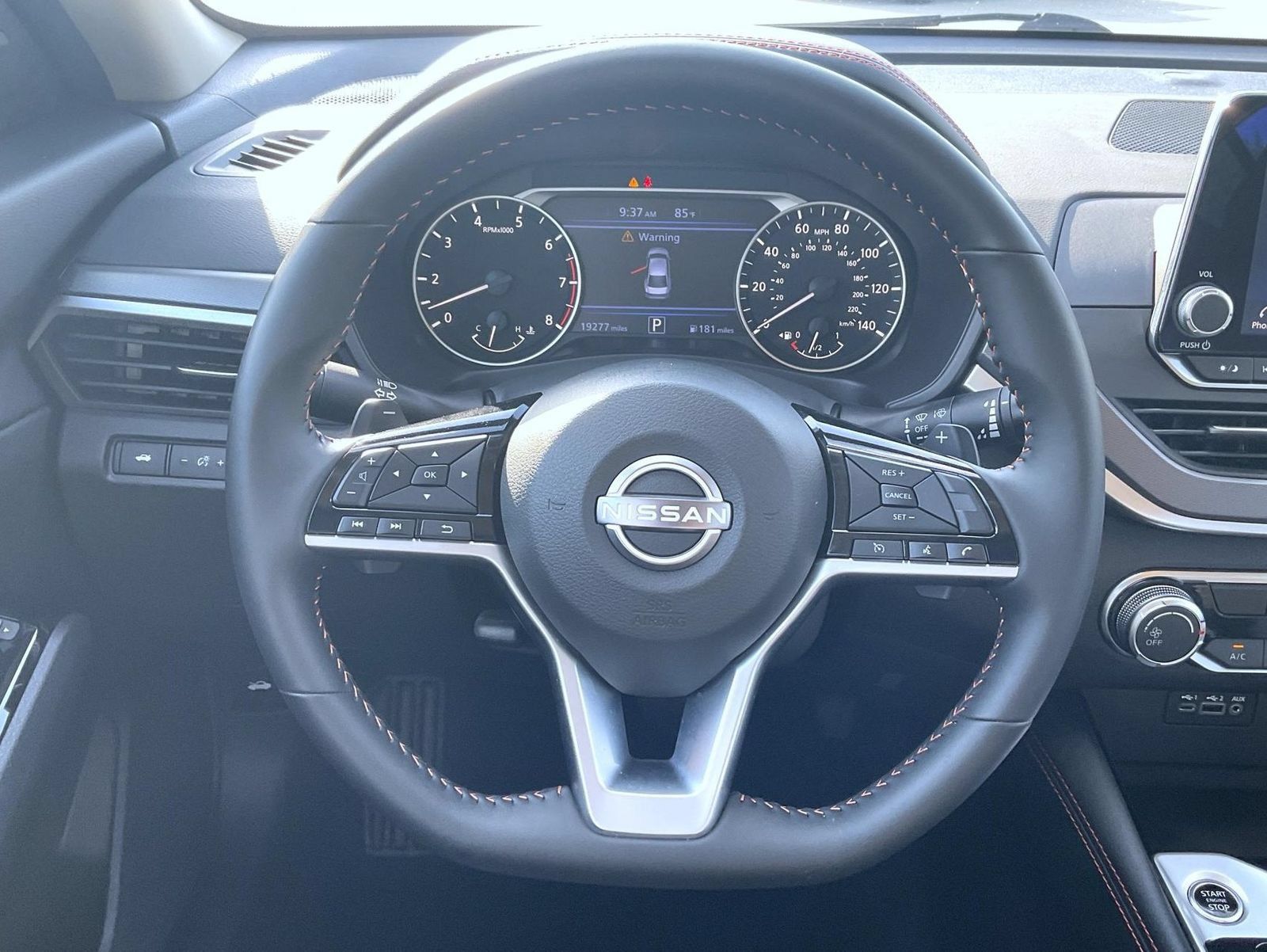 Used 2025 Nissan Altima 2.5 SR AWD/4WD image 13