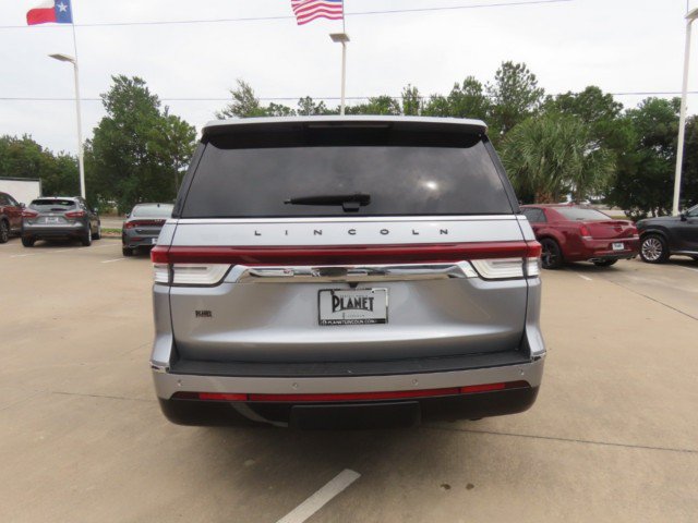 Used 2024 Lincoln Navigator Black Label AWD/4WD image 11