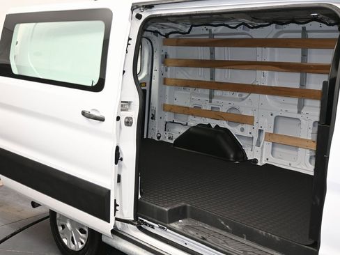 Used 2024 Ford Transit 250 Low Roof w/ Exterior Upgrade Package image 31
