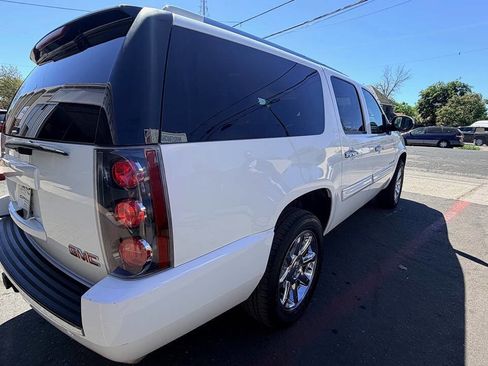 Used 2007 GMC Yukon XL Denali image 9