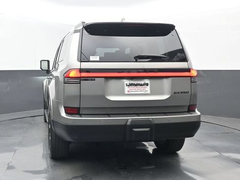 Used 2024 Lexus GX 550 w/ Cold Area Package AWD/4WD image 21