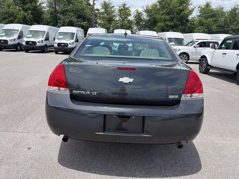 Used 2013 Chevrolet Impala LT w/ LT Sunroof Package FWD image 6