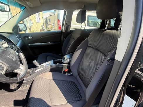 Used 2012 Dodge Journey SXT w/ Comfort/Convenience Group AWD/4WD image 8