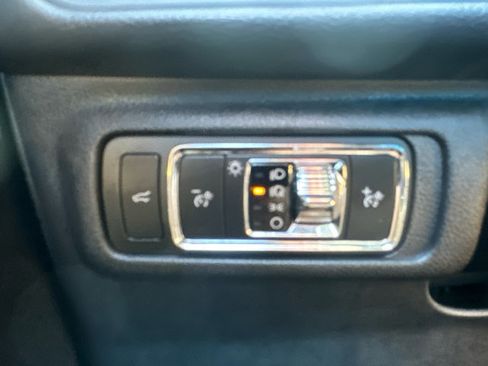 Used 2023 Lincoln Corsair Reserve w/ Equipment Group 201A image 25