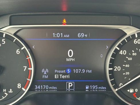 Used 2022 Nissan Altima 2.5 SV FWD image 40