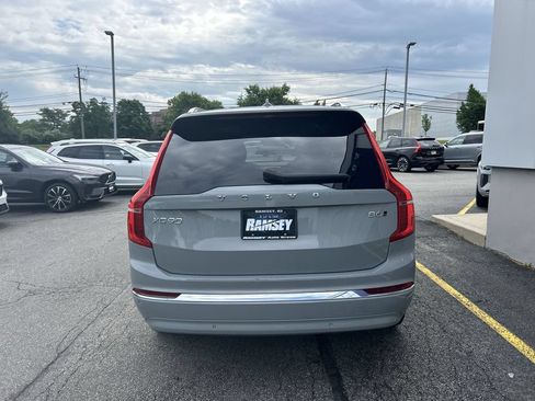 Used 2025 Volvo XC90 B6 Plus AWD/4WD image 7