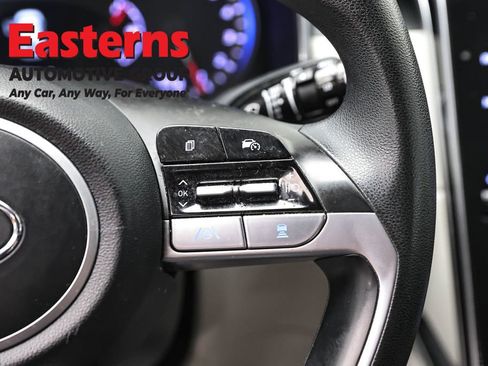 Used 2022 Hyundai Tucson SEL image 16