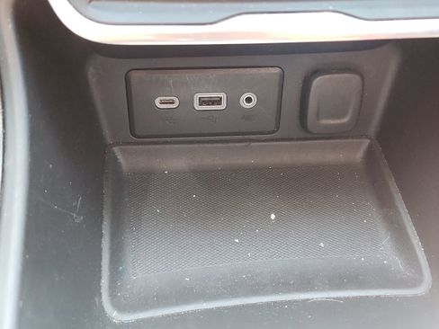 Used 2020 GMC Terrain SLE w/ Driver Convenience Package image 30