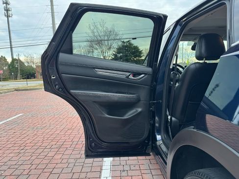 Used 2017 MAZDA CX-5 Grand Touring w/ Premium Package image 11