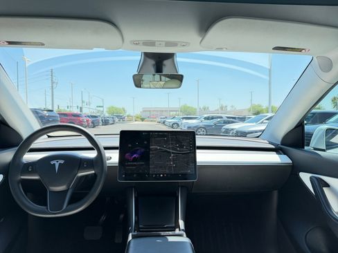 Used 2020 Tesla Model Y Long Range AWD/4WD image 19