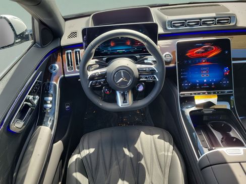 Used 2026 Mercedes-Benz S 63 AMG S image 10