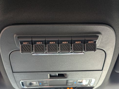 New 2026 Ford F250 Platinum w/ Tremor Off-Road Package image 33