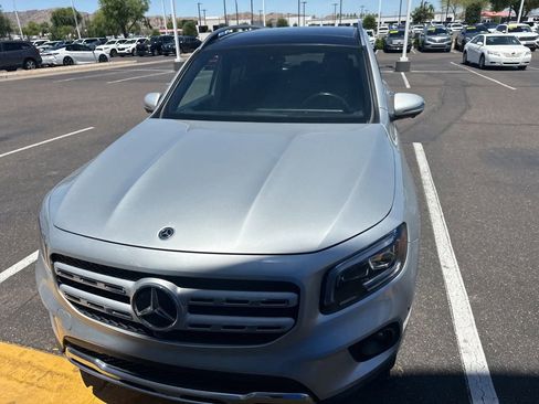 Used 2023 Mercedes-Benz GLB 250 image 10