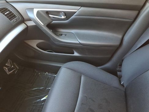 Used 2016 Nissan Altima 2.5 SR FWD image 25