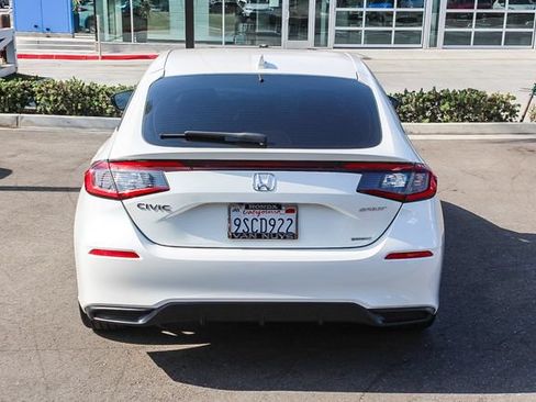 Used 2025 Honda Civic Sport image 6