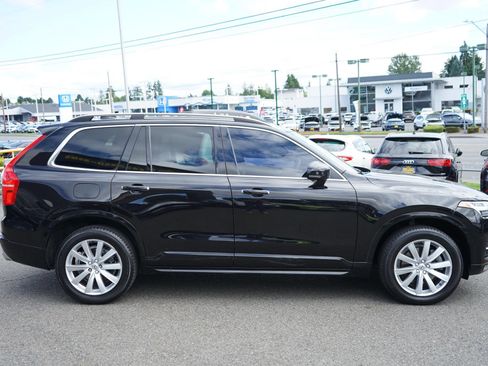 Used 2016 Volvo XC90 T6 Momentum w/ Momentum Plus Package AWD/4WD image 6