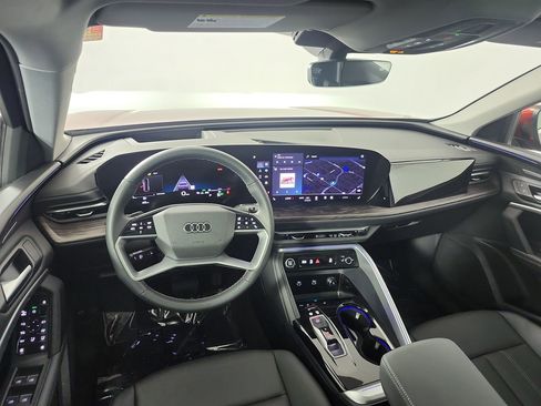 Used 2025 Audi Q5 Premium Plus w/ Premium Plus AWD/4WD image 10