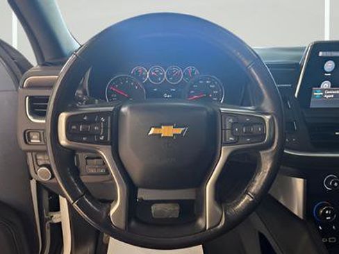 Used 2021 Chevrolet Tahoe LT w/ LT Signature Package image 18