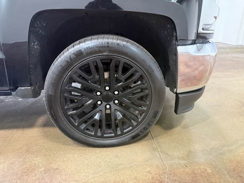 Used 2017 Chevrolet Silverado 1500 LTZ w/ Sport Package image 91