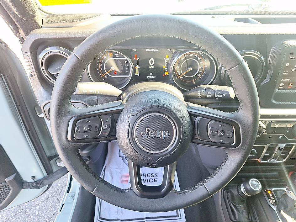 Used 2023 Jeep Wrangler Unlimited Sport AWD/4WD image 13