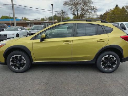 Certified 2023 Subaru Crosstrek 2.0i Premium AWD/4WD image 5