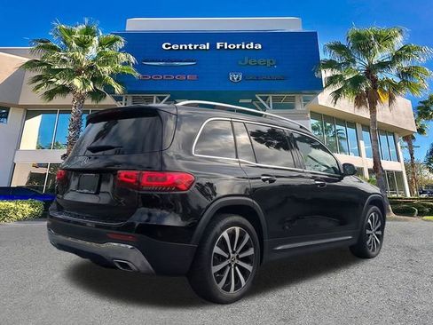 Used 2023 Mercedes-Benz GLB 250 image 5