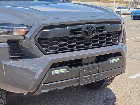 Used 2024 Toyota Tacoma TRD Off-Road AWD/4WD image 7