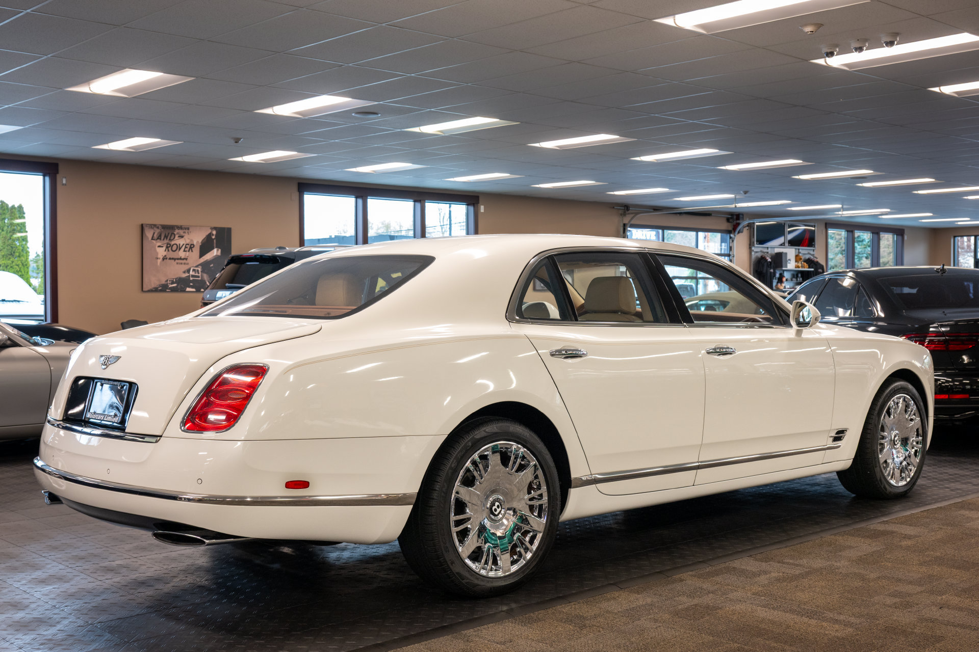 Used 2013 Bentley Mulsanne RWD image 4