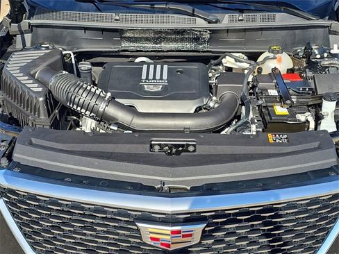 Certified 2024 Cadillac XT6 Luxury image 31