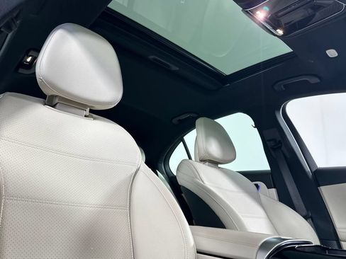 Certified 2024 Mercedes-Benz C 300 Sedan image 19