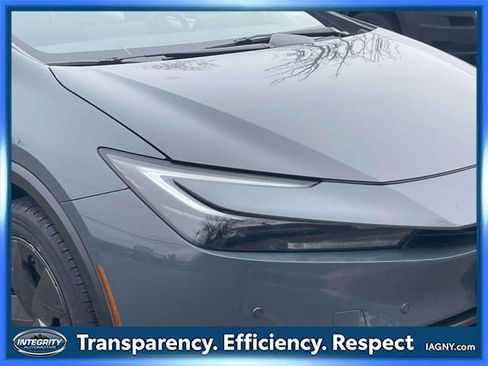 Certified 2024 Toyota Prius LE image 10