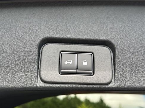 New 2025 Nissan Rogue Platinum w/ Platinum Premium Package image 14