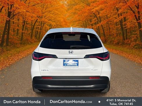 New 2026 Honda HR-V LX image 5