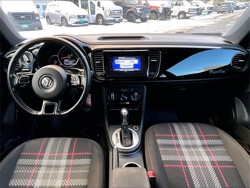 Used 2019 Volkswagen Beetle 2.0T S image 16