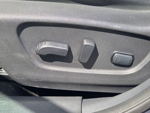 Used 2016 Nissan Rogue SL w/ SL Premium Package FWD image 25