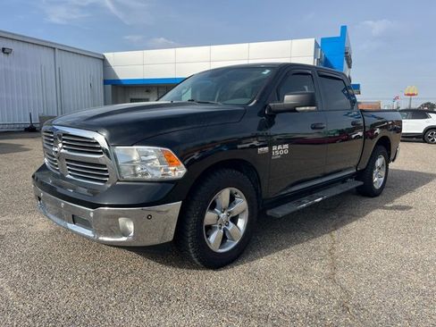 Used 2019 RAM 1500 Big Horn image 2