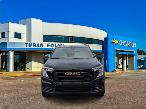 Used 2022 GMC Terrain SLE w/ Driver Convenience Package image 8